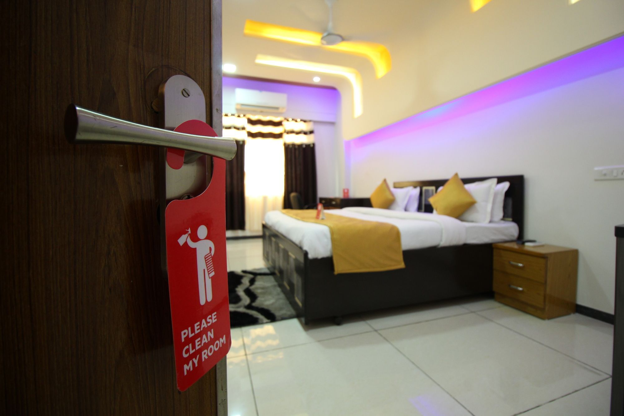 Palette- Siddharth Inn Gandhinagar Exterior photo